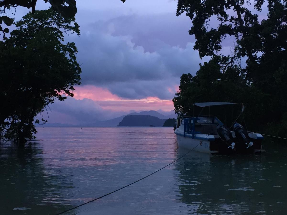 Nomad Divers Bangka Likupang 外观 照片